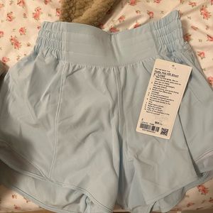 NWT lululemon high rise hotty hot shorts